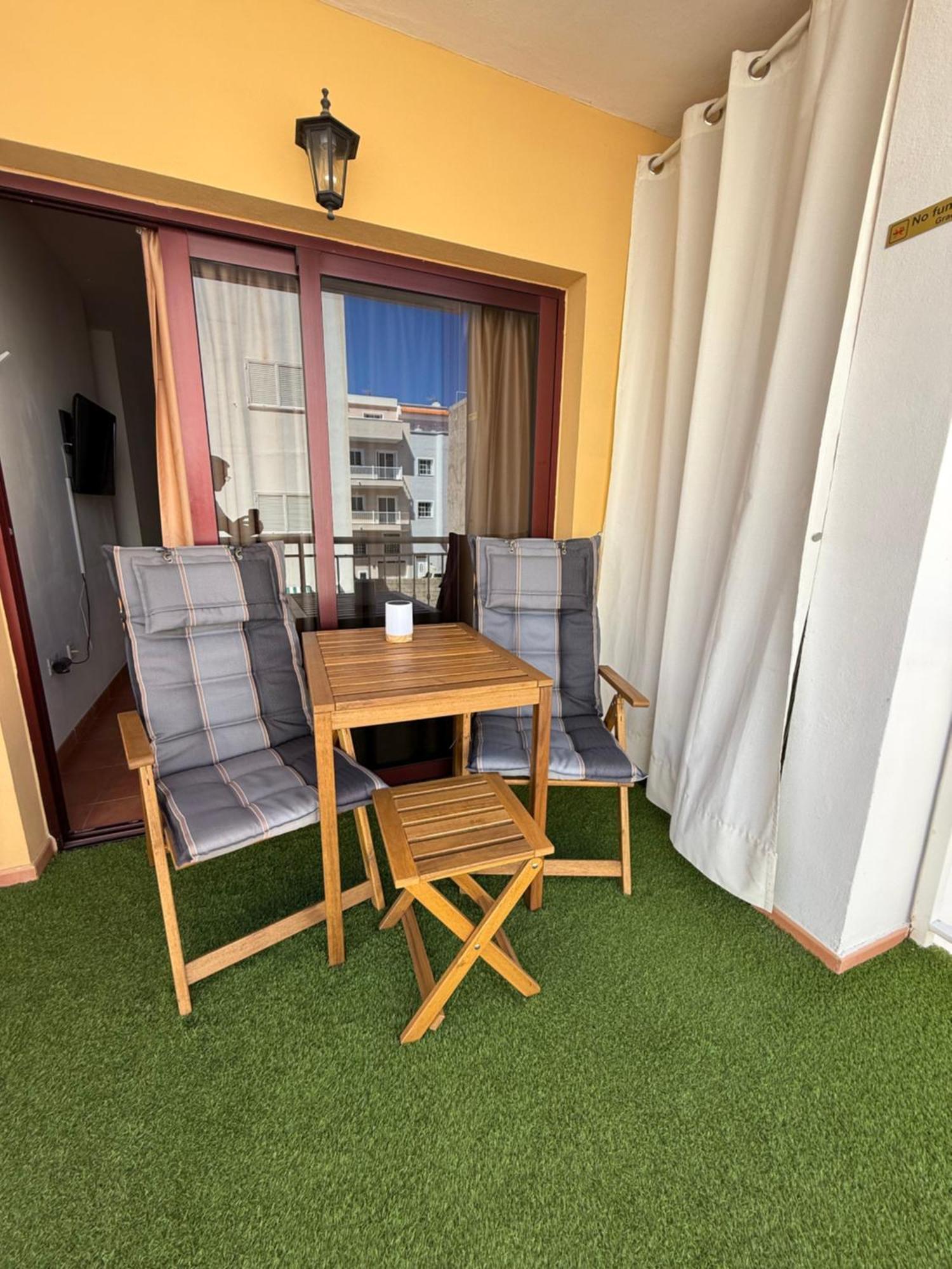 Apartamento Brisas Del Sur - Oasis Tenerife Sur プラヤ・デ・サン・ファン エクステリア 写真